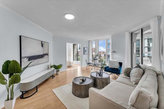 701 1010 BURNABY STREET